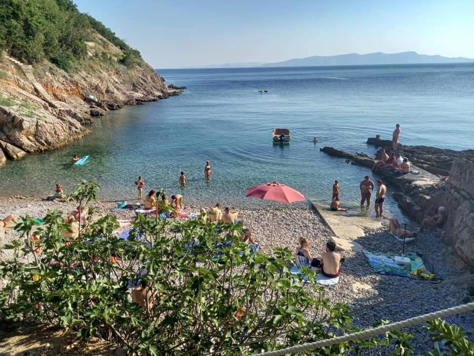 Apartment Ana Senj  Esterno foto